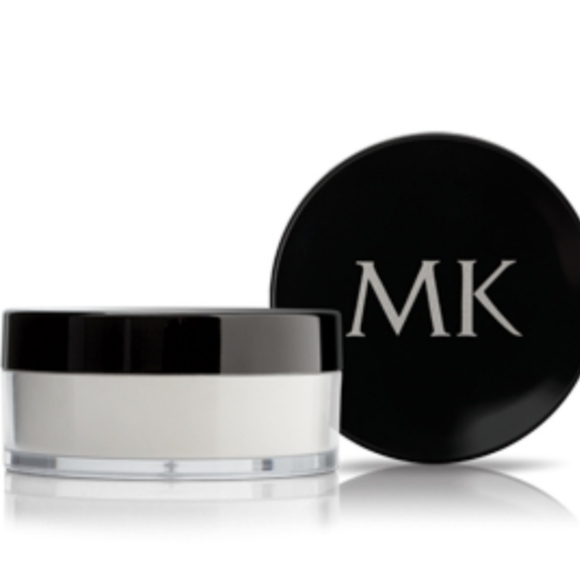 Mary Kay Translucent Powder - Picture 2 of 2